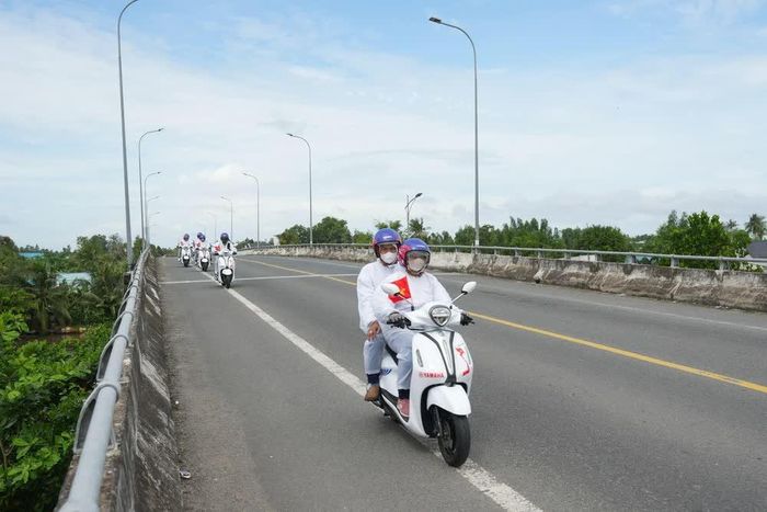 Yamaha Grande tăng tốc khá êm ái, ít rung