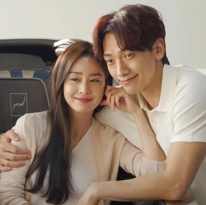 Kim Tae Hee có cuộc sống gia đình viên mãn bên chồng là nghệ sĩ giải trí Bi Rain và 2 côn con gái. Ảnh: Internet