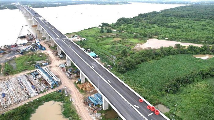  Công trình cầu Nhơn Trạch (thuộc dự án thành phần 1A - tuyến Vành đai 3 TPHCM) dự kiến sẽ thông xe, khai thác từ ngày 19/8 tới đây. Ảnh: MT 