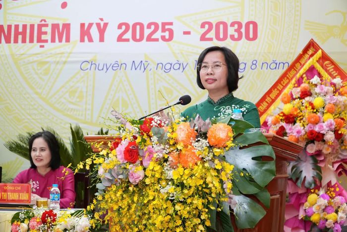 Ủy viên Ban Thường vụ Thành ủy Hà Nội Bùi Huyền Mai phát biểu tại Đại hội.