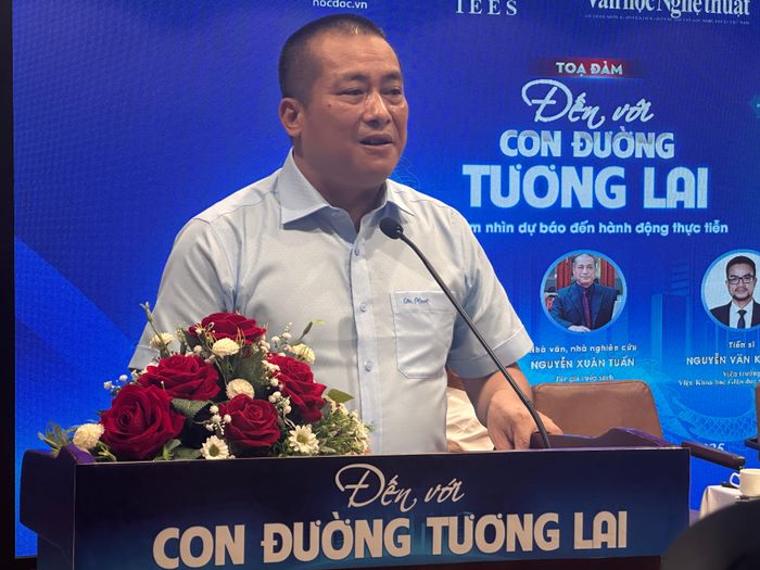  Tác giả - nhà nghiên cứu Nguyễn Xuân Tuấn chia sẻ tại chương trình 