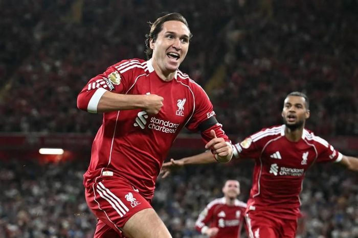 Nhà đương kim vô địch đã đánh mất lợi thế dẫn Bournemouth 2-0 trước khi Chiesa đến giải cứu.