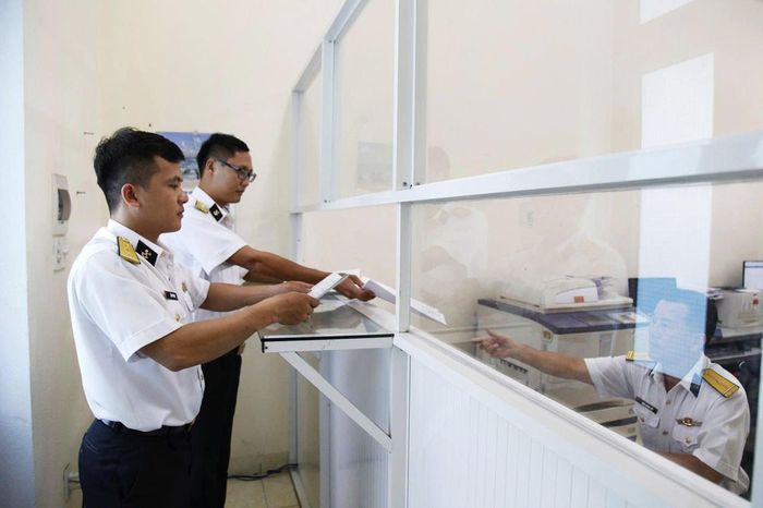 Lữ đoàn 83 thường xuyên rà soát, tối ưu hóa thủ tục hành chính, giải quyết công việc trên môi trường điện tử, rút ngắn thời gian, tiết kiệm ngân sách.