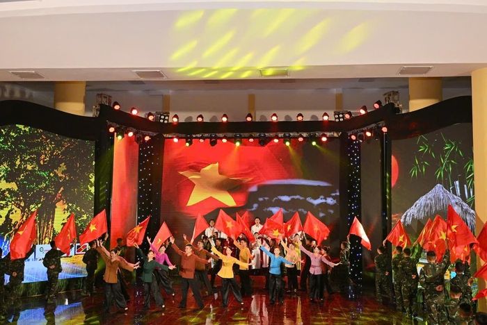 Trường đoạn: Bản hùng ca từ Thủ đô Khu giải phóng. Ảnh: Trần Thắng