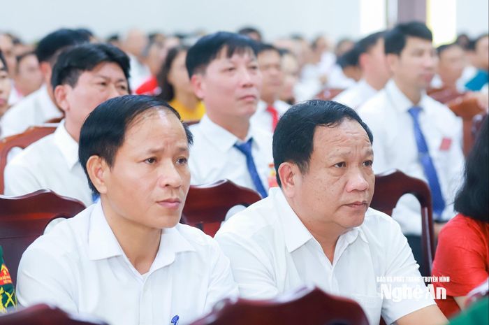 Các đại biểu dự Đại hội đại biểu Đảng bộ xã Nam Đàn lần thứ I, nhiệm kỳ 2025 - 2030. Ảnh: Thành Duy