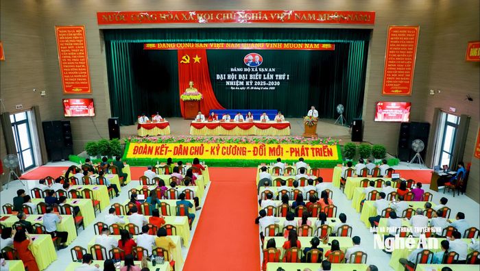 Quang cảnh Đại hội đại biểu Đảng bộ xã Vạn An lần thứ I, nhiệm kỳ 2025 -2030. Ảnh: Thành Duy