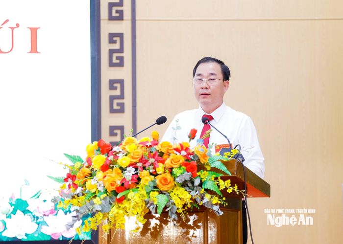 Đồng chí Nguyễn Hữu Hà - Phó Bí thư Đảng ủy, Chủ tịch UBND xã phát biểu tại hội nghị. Ảnh: TL