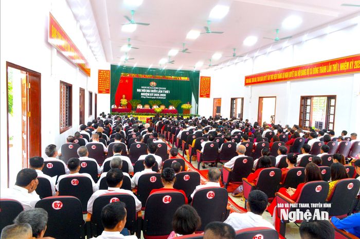 Toàn cảnh Đại hội đại biểu Đảng bộ xã Đông Thành lần thứ I, nhiệm kỳ 2025 - 2030. Ảnh: Văn Trường
