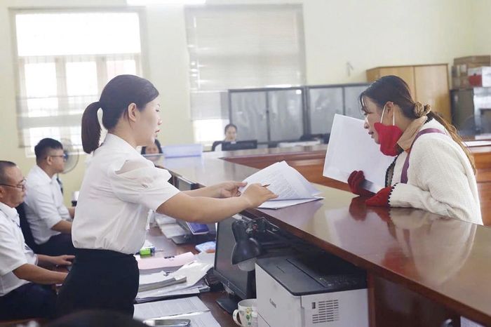 KBNN khu vực XVI đã chủ động phối hợp chặt chẽ với cơ quan Thuế, Hải quan và các ngân hàng thương mại để tập trung, hạch toán đầy đủ, kịp thời các khoản thu ngân sách nhà nước. Ảnh: H.T