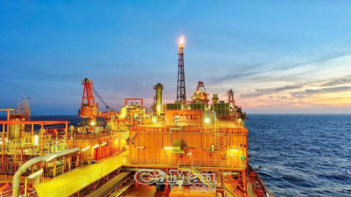 Tàu chứa dầu FPSO.