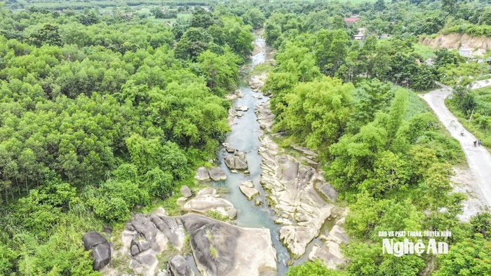 Khe Đá ở địa bàn xã Tiên Đồng. Ảnh: Võ Hải