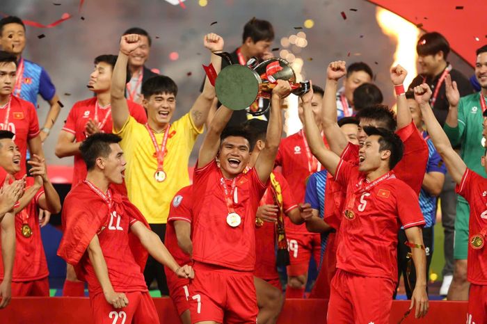 Phạm Xuân Mạnh trưởng thành từ SLNA góp công lớn trong chức vô địch Asean Cup của Đội tuyển Việt Nam. Ảnh: FBNV