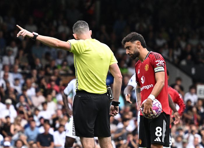 Trọng tài không nên là cái cớ để Bruno Fernandes đổ lỗi