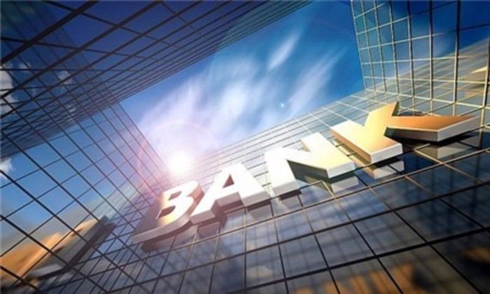 Ngày 28/5, chỉ số VN-Index giảm hơn 31 điểm, cổ phiếu ngân hàng đỏ sàn.