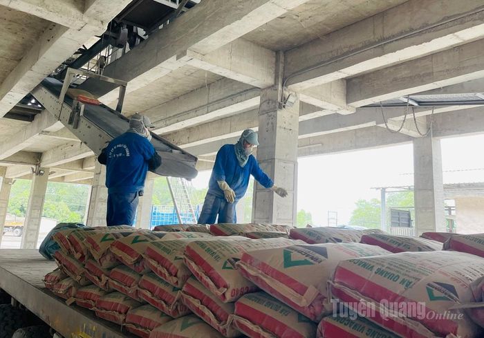Sản phẩm xi măng Tân Quang đã khẳng định chất lượng và vị thế so với các sản phẩm xi măng khác.