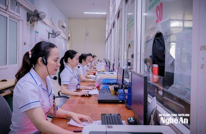 Việc triển khai thành công hồ sơ bệnh án điện tử sẽ giúp bệnh viện tiết kiệm được thời gian, nhân lực. Ảnh: Thành Chung