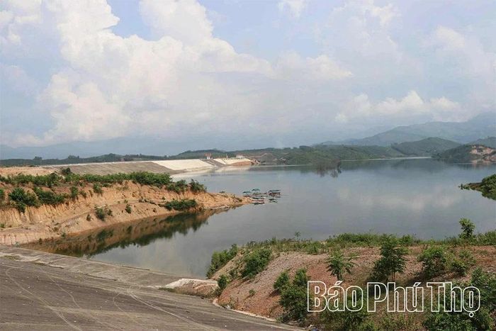 Hồ chứa nước Cánh Tạng sẽ thực hiện xả tràn để chủ động trong công tác ứng phó với mưa lũ
