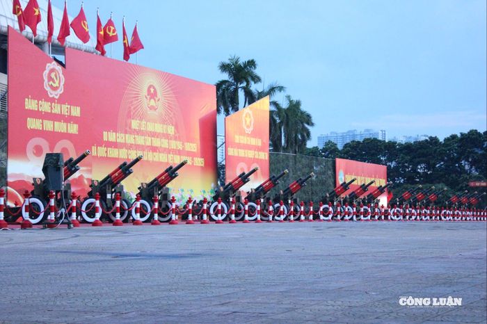 Trận địa pháo lễ sẽ được giữ nguyên tại đây cho đến hết đại lễ 2/9, có đội canh gác 24/24 và luyện tập hàng ngày; cảnh bắn sẽ được truyền hình trực tiếp về Quảng trường Ba Đình trong ngày lễ chính thức.