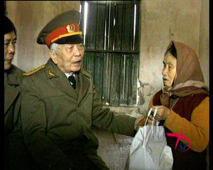 Phim "Một thế kỷ một đời người" (Sản xuất: 2001)
