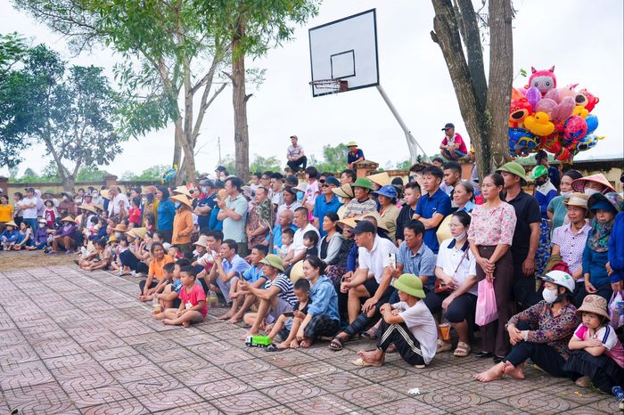 Hoạt động thu hút đông đảo người dân quan tâm, chia sẻ. Ảnh: Đình Tuyên