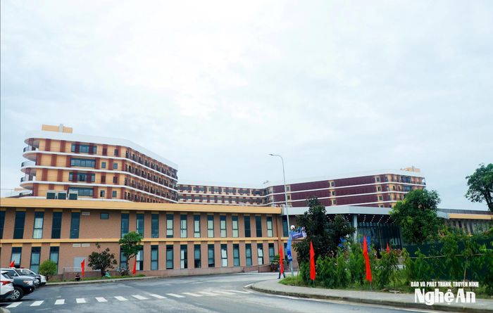 Bệnh viện Ung bướu Nghệ An có tổng mức đầu tư 1.689 tỷ đồng, trong đó, giai đoạn 1 là 430 tỷ đồng, giai đoạn 2 là 1.259 tỷ đồng, quy mô hơn 1.000 giường bệnh. Ảnh: Thành Duy