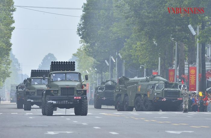  Cũng tại buổi lễ, lần đầu tiên cho ra mắt một số phương tiện kỹ thuật, khí tài quân sự hiện đại hiện đại do các Tập đoàn, Công ty công nghiệp quốc phòng Việt Nam nghiên cứu và phát triển.