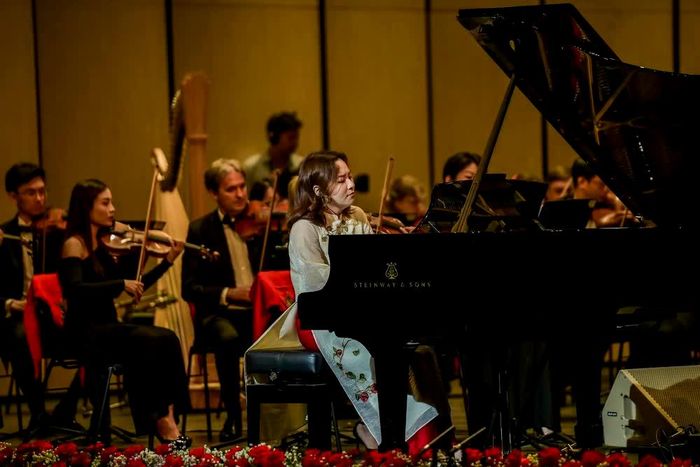 Nghệ sĩ piano Lương Khánh Nhi thăng hoa tại "Điều còn mãi". Ảnh: BTC