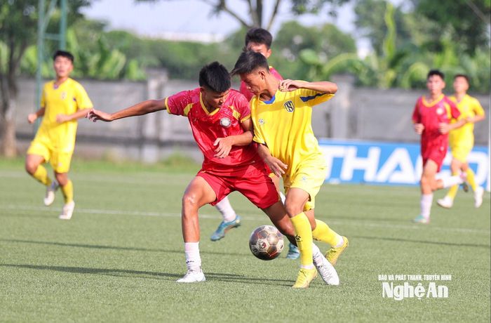 U17 Sông Lam Nghệ An phải biết biến thách thức thành cơ hội để có thể tiến xa ở giải đấu năm nay. Ảnh: Đức Anh