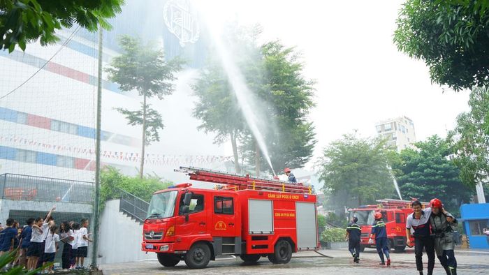 Các buổi tuyên truyền và thực tập phương án được tổ chức bài bản, có sự phối hợp nhịp nhàng với lực lượng PCCC cơ sở.