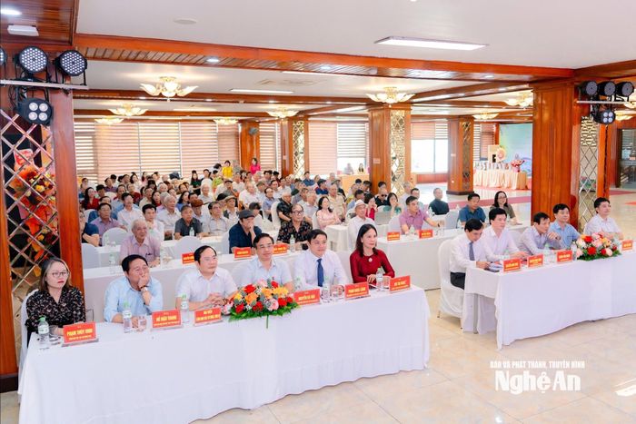Quang cảnh hội nghị. Ảnh: Công Kiên