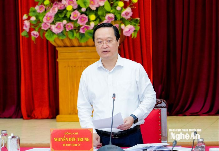 Bí thư Tỉnh ủy Nguyễn Đức Trung kết luận nội dung phiên họp. Ảnh: Phạm Bằng