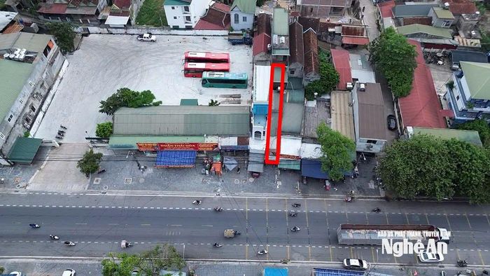 Thửa đất của gia đình bà Từ (khu vực khoanh đỏ), nằm gần bến xe Thái Hòa. Ảnh: Tiến Đông