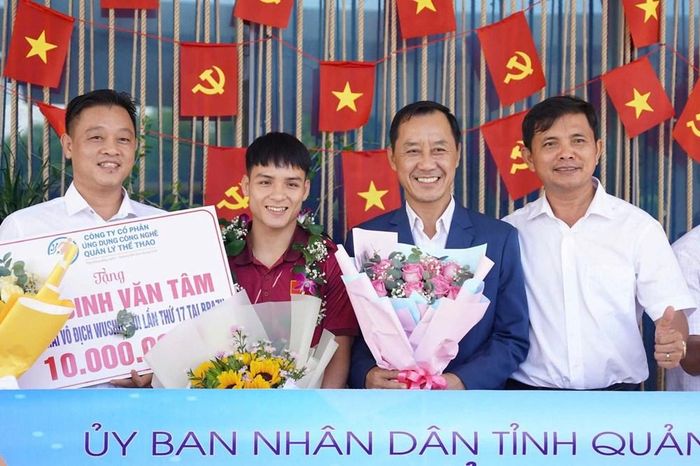 Đinh Văn Tâm được xem là “viên ngọc sáng” của Wushu Việt Nam, võ sĩ người Hrê này liên tiếp ghi dấu ấn ở các đấu trường trong nước và quốc tế