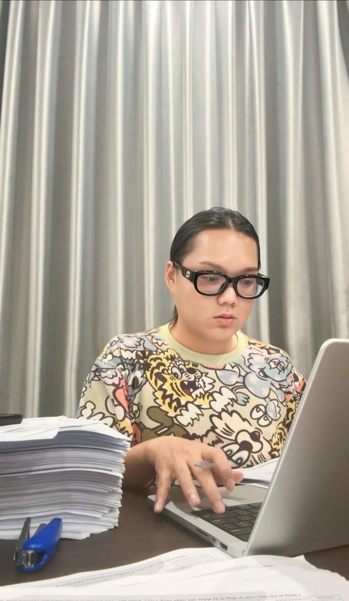 Phạm Thoại đã vướng vào lùm xùm liên quan đến việc kêu gọi tiền từ thiện cho bé Bắp trong một thời gian dài. Ảnh: FBNV