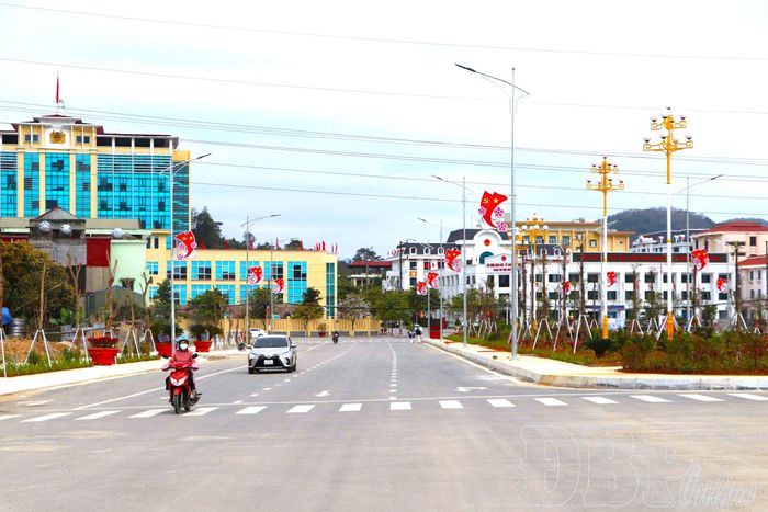 Dự án Đường 60, nay là Đường 7 tháng 5 sau khi hoàn thành, đưa vào sử dụng tạo điểm nhấn đô thị hiện đại.