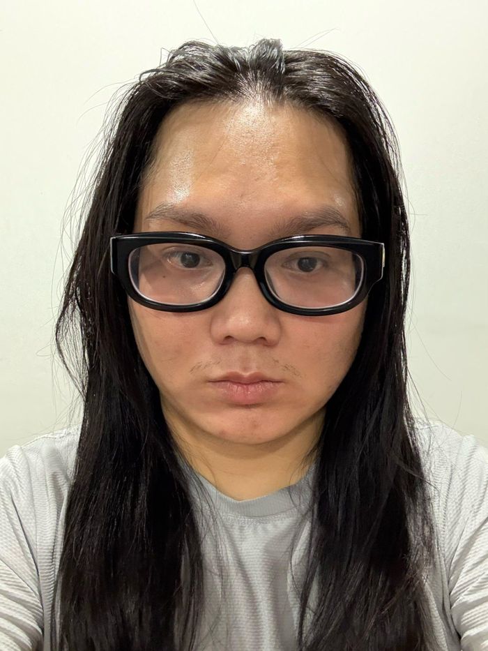  Phạm Thoại chia sẻ về tình trạng giống như mất trí nhớ, bất ổn tinh thần trên kênh chat dành cho fan. 