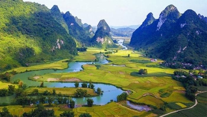 Công viên địa chất toàn cầu UNESCO Non nước Cao Bằng. Ảnh: TL