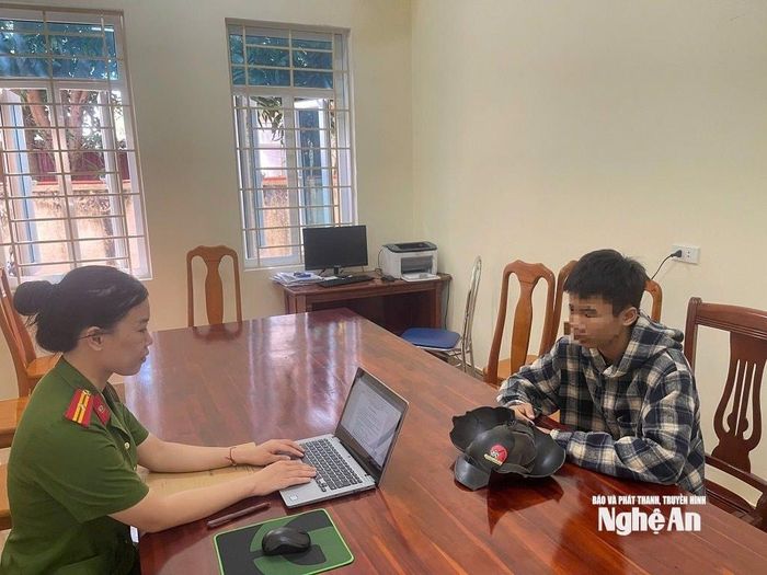 Hà Hoàng Hải N. tại Cơ quan Công an. Ảnh: Phạm Thủy
