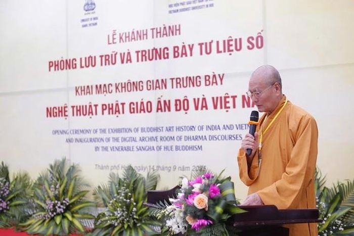 Hòa thượng Thích Hải Ấn phát biểu khai mạc