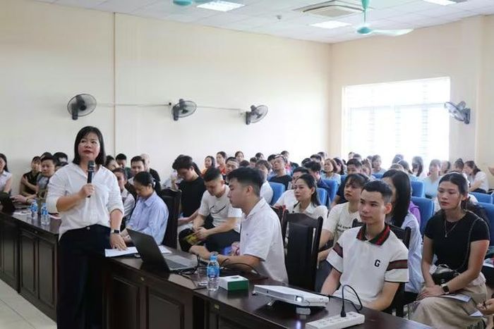 Tại Hội nghị, đại diện Tổng Công ty Công nghệ – Viễn thông toàn cầu (Gtel) đã giới thiệu thiết bị truyền tin báo cháy GSAFE do Gtel nghiên cứu, phát triển