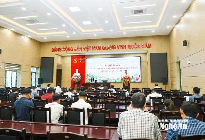 Quang cảnh cuộc họp báo. Ảnh: PV
