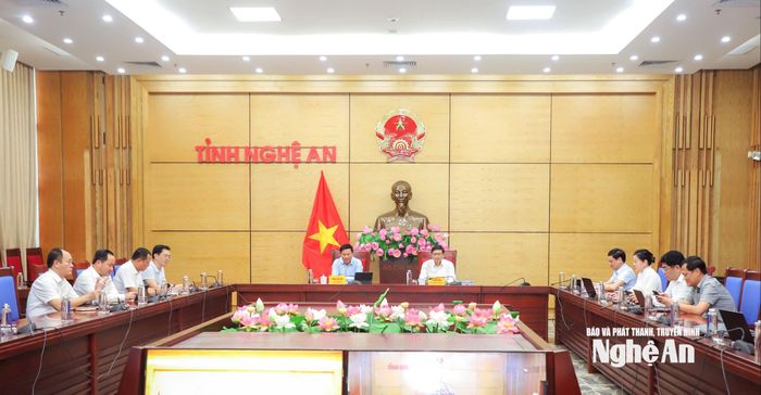 Quang cảnh cuộc làm việc tại điểm cầu UBND tỉnh Nghệ An. Ảnh: Thành Duy