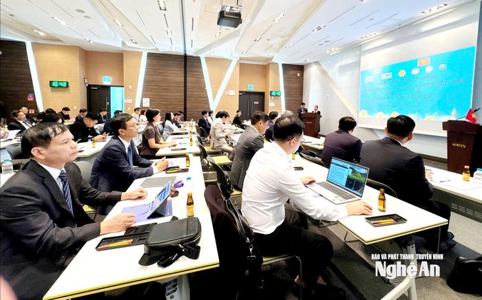 Toàn cảnh Diễn đàn hợp tác địa phương xúc tiến đầu tư và kết nối giao thương Việt - Hàn chiều 17/9. Ảnh: Phan Tú