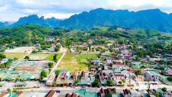 Xã Nhân Hòa xác định, phát triển hạ tầng đồng bộ gắn với thương mại dịch vụ là một trong những khâu đột phá để phát triển kinh tế. Ảnh: CSCC