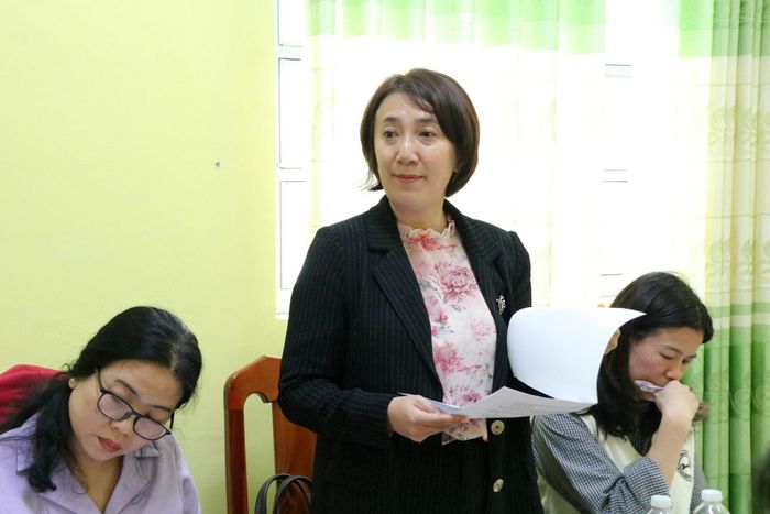 Đồng chí Phan Nguyên Ngọc Dung, Phó Trưởng Ban Dân tộc HĐND tỉnh phát biểu tại buổi làm việc