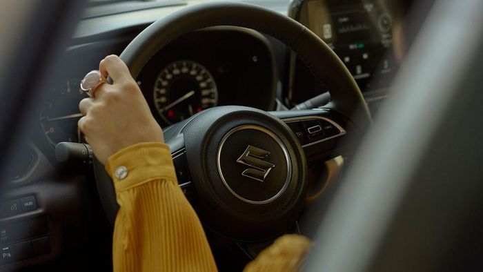 Suzuki Fronx sở hữu thiết kế SUV lai coupe, một phong cách còn khá mới mẻ trong phân khúc xe gầm cao cỡ A tại Việt Nam.