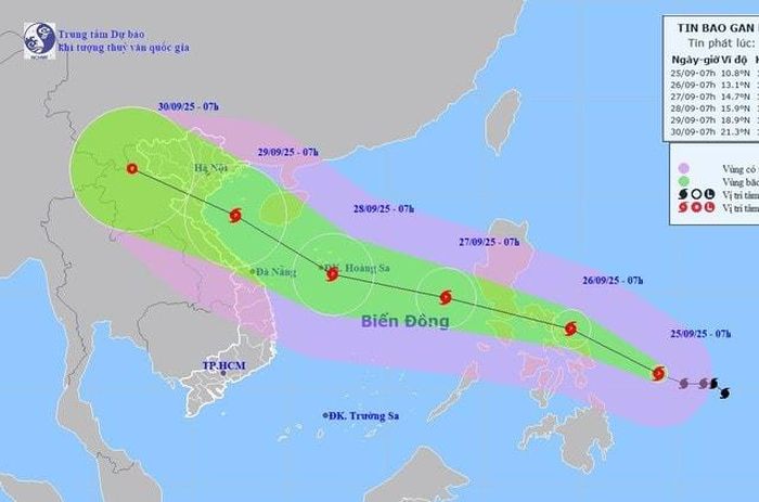 Khả năng bão BUALOI sẽ đi vào Biển Đông trở thành cơn bão số 10 trong năm 2025.