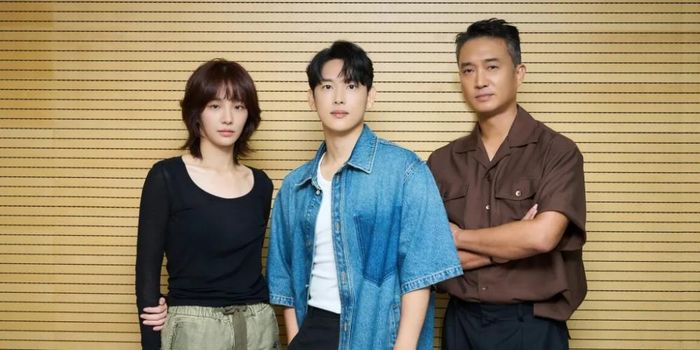 Park Gyu Young, Yim Si Wan và Jo Woo Jin (từ trái qua)