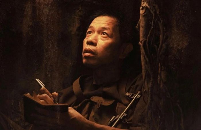 Thái Hòa thủ vai Bảy Theo trong phim "Địa đạo: Mặt trời trong bóng tối"
