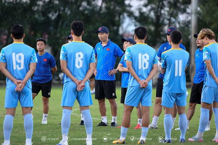 Thầy trò HLV Kim Sang-sik sẽ có sự chuẩn bị tốt nhất cho 2 mục tiêu sắp tới